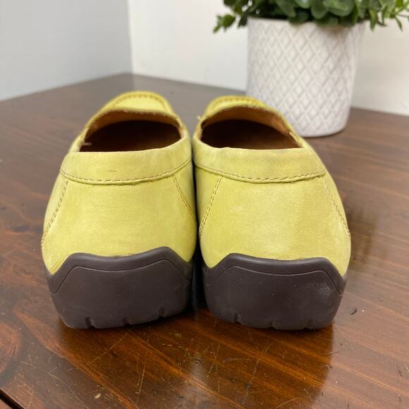Naturalizer Jealous Slip On Loafer Comfort Shoes Chartreuse Size 8 - Picture 5 of 9